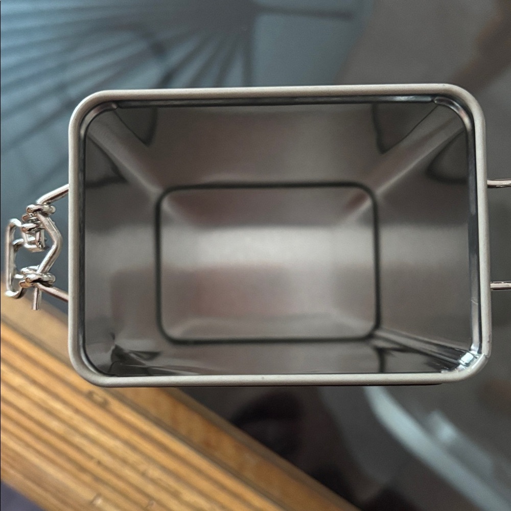 Earl Grey Tea Tin (Winnie the Pooh) - Picture 4 of 4